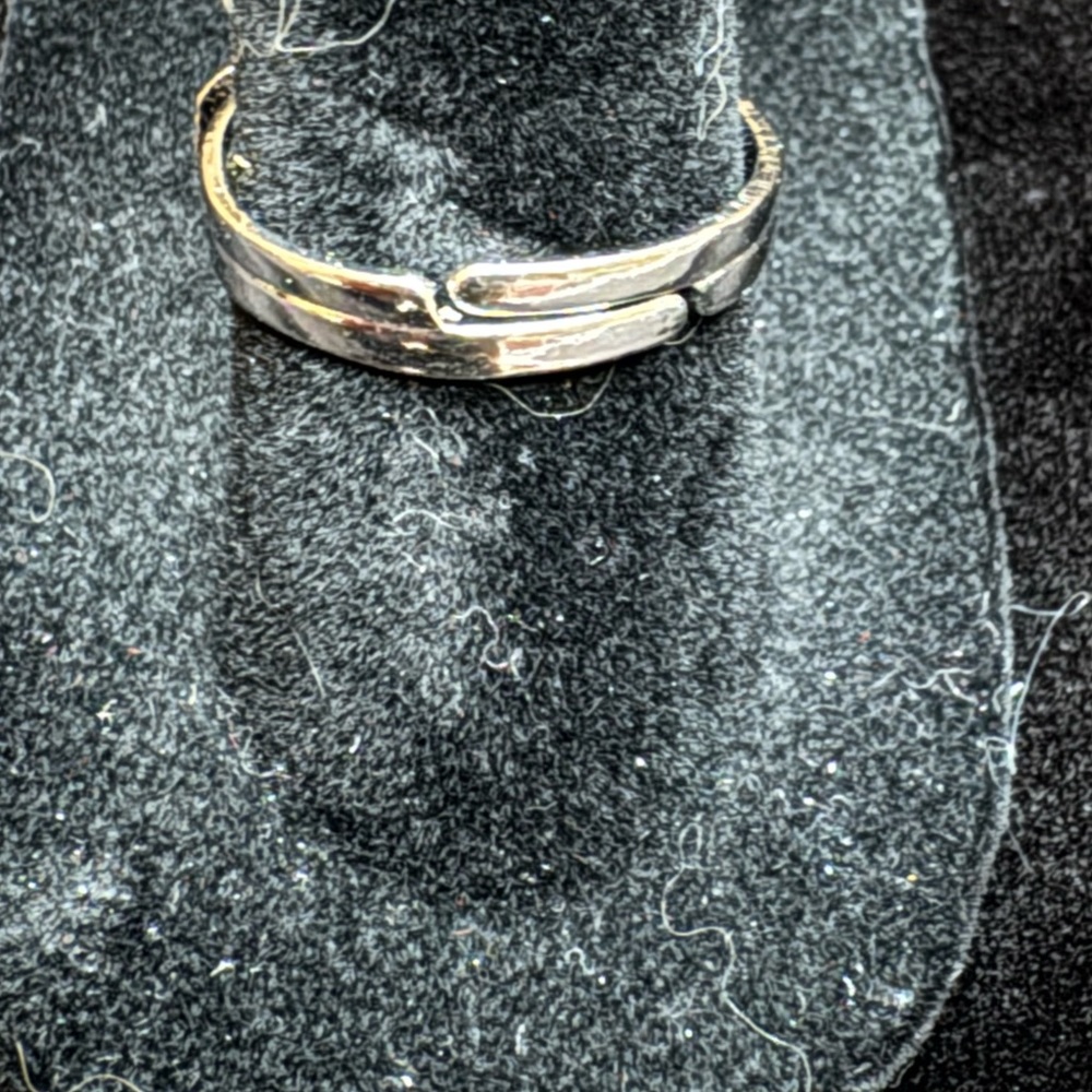 Mood ring - Picture 2 of 2